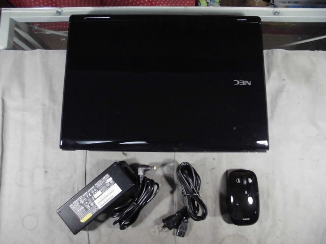 LaVie　LL750/JS1YB　(Corei7 3630QM 2.4GHz、1TB、ブルーレイ)