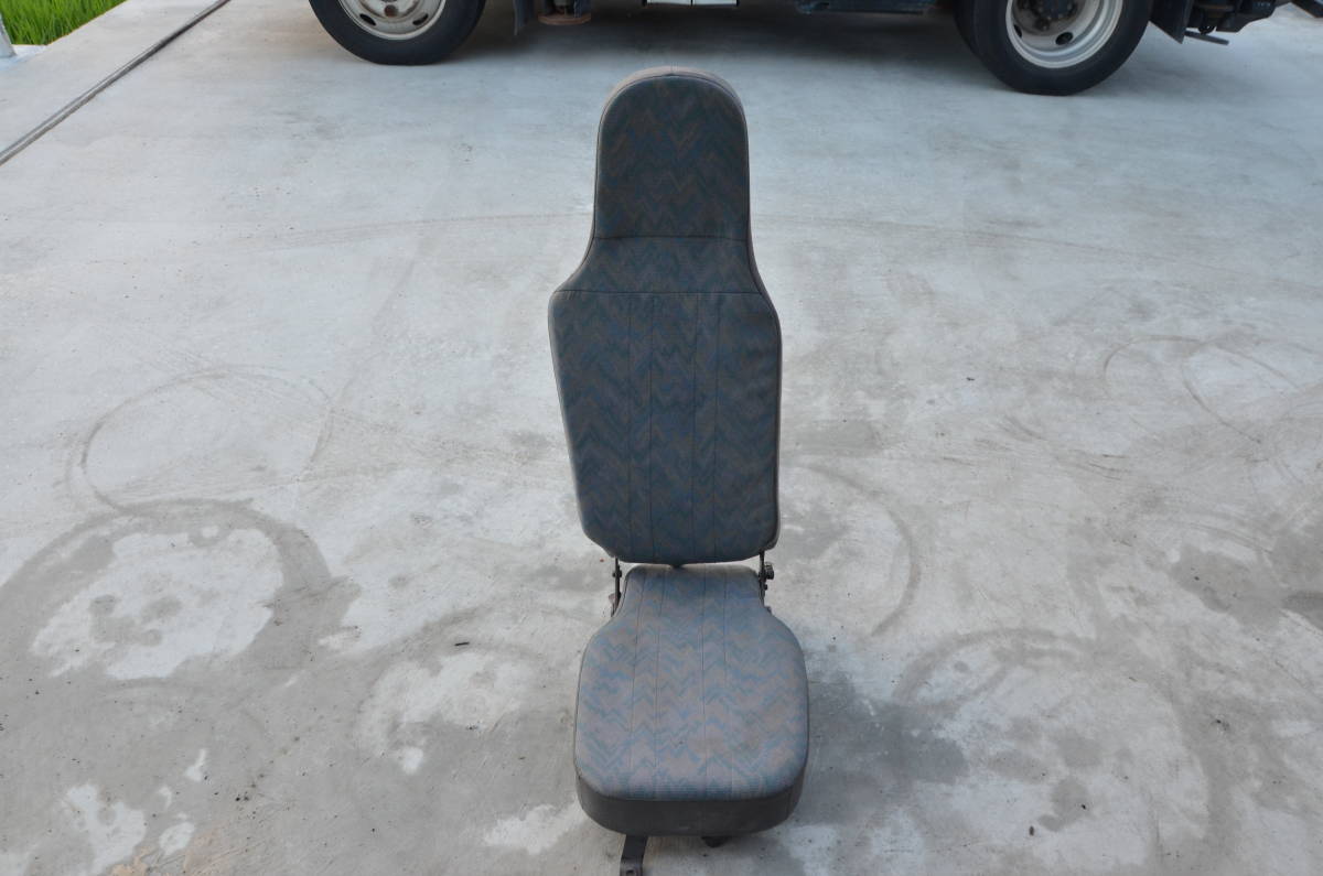 ミゼット2 助手席側シート