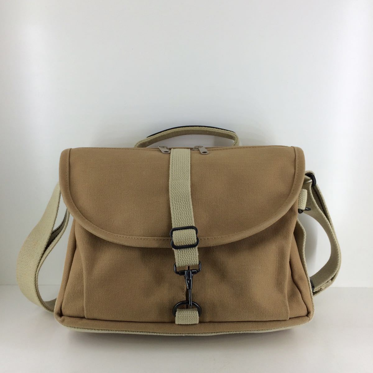 DOMKE F-2 カメラバッグ ベージュ 新品)DOMKE (ドンケ) F2 700 DOMKE F-2 カメラバッグ ベージュ 新品)DOMKE (ドンケ) F2 700