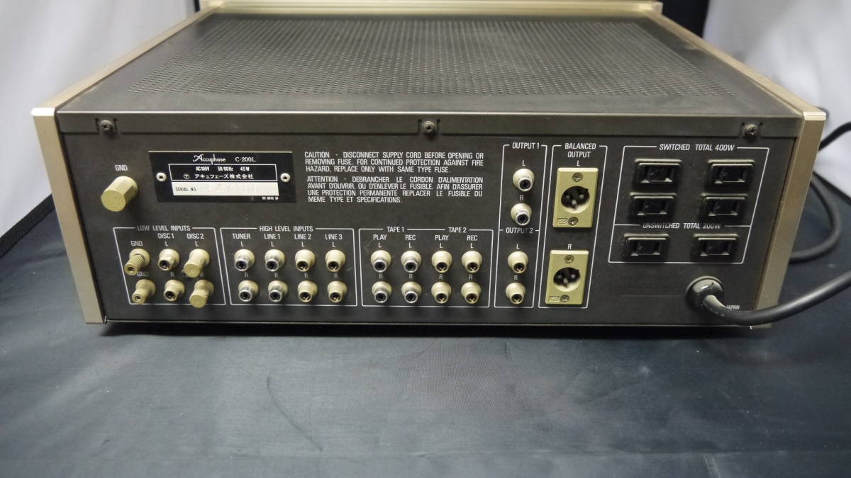 アキフェーズ　プリアンプ　Ｃ－２００Ｌ　中古