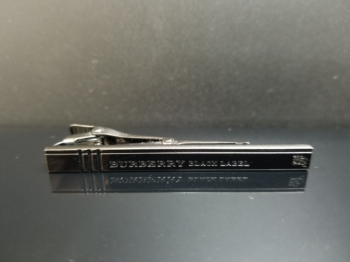 人気定番，安い BURBERRY BLACK LABEL☆ネクタイピン☆中古 バーバリー