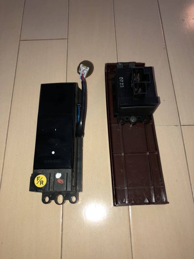 Y31 シーマ 純正 セドリック パワーウィンドウスイッチ パワー