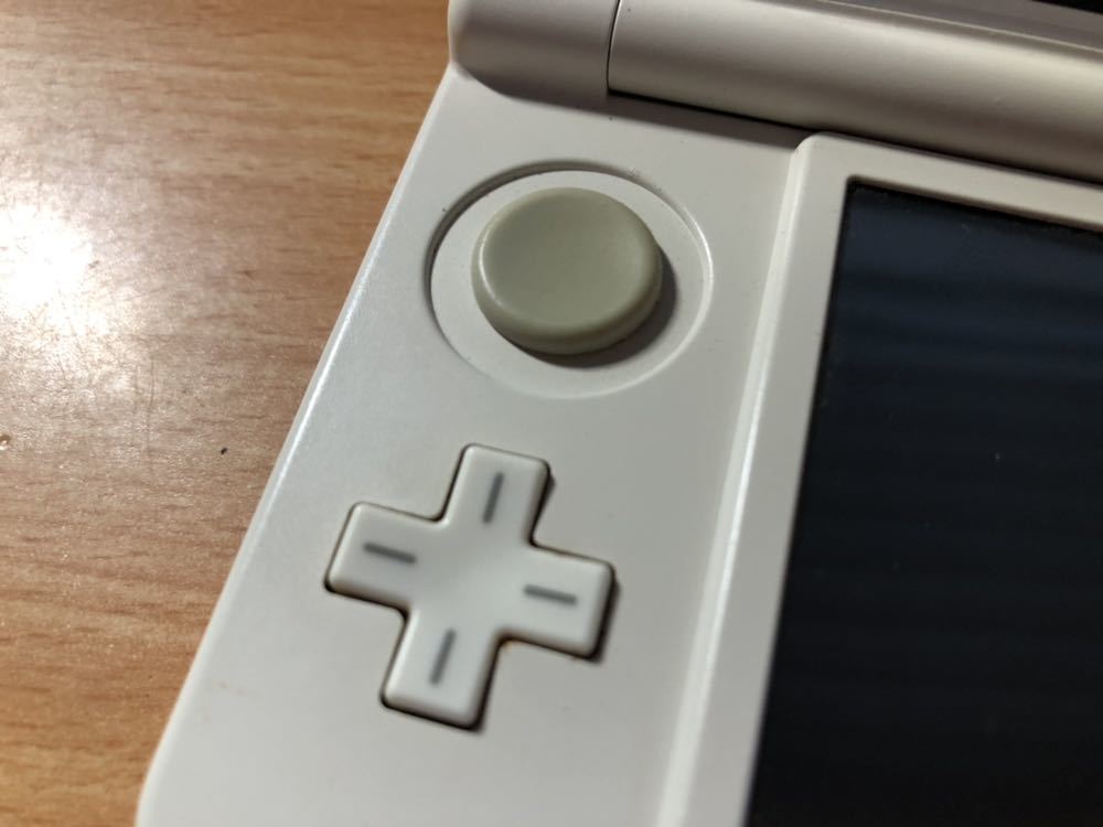 任天堂 new NINTENDO 3DS _4