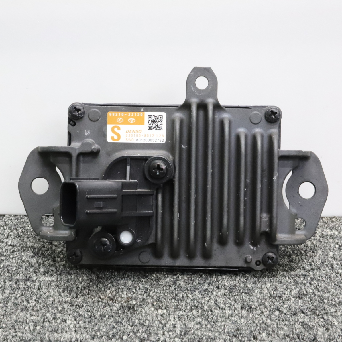新品未使用】 30 アルファード 後期 ミリ波 レーダ 88210-33120 TOYOTA