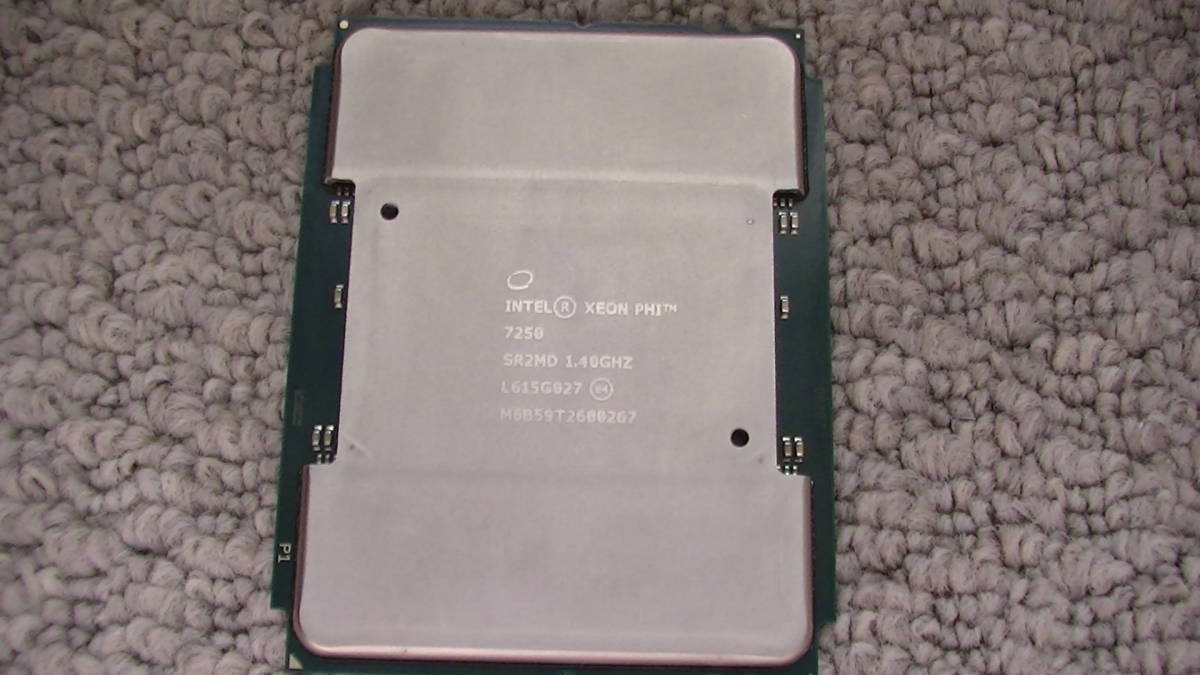 Processeur INTEL XEON PHI 7250 1.40GHZ 68 Cores - SR2X1 - LGA3647 - Remis à Neuf