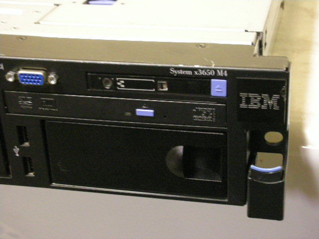 IBM System x3650 M4(7915-G2J)Xeon 8Core E5-2650 2GHz 2CPU/256GB/146GB(SAS) x 3 + 300GB(SAS) x 5_3
