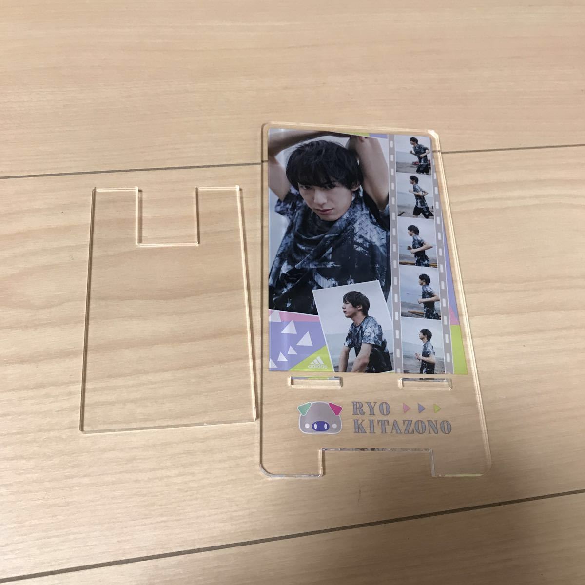 北園涼 スマホスタンド_1