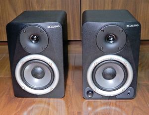 M-AUDIO DX4のYahoo!オークション(旧ヤフオク!)の相場・価格を見る