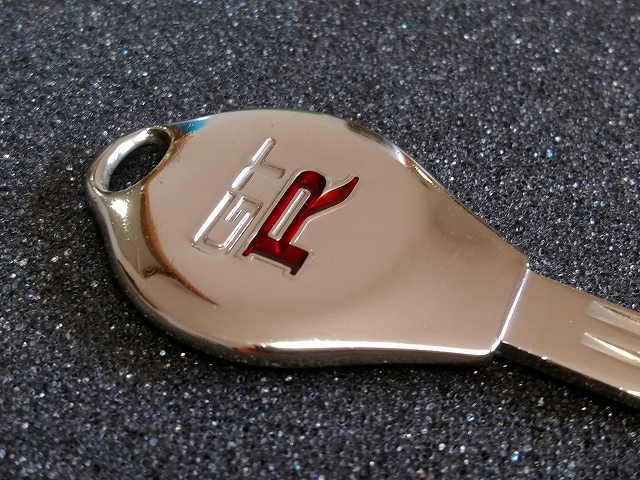 BNR32 凹 GTR キー 鍵 カギ R32 スカイライン GT-R キーホルダー