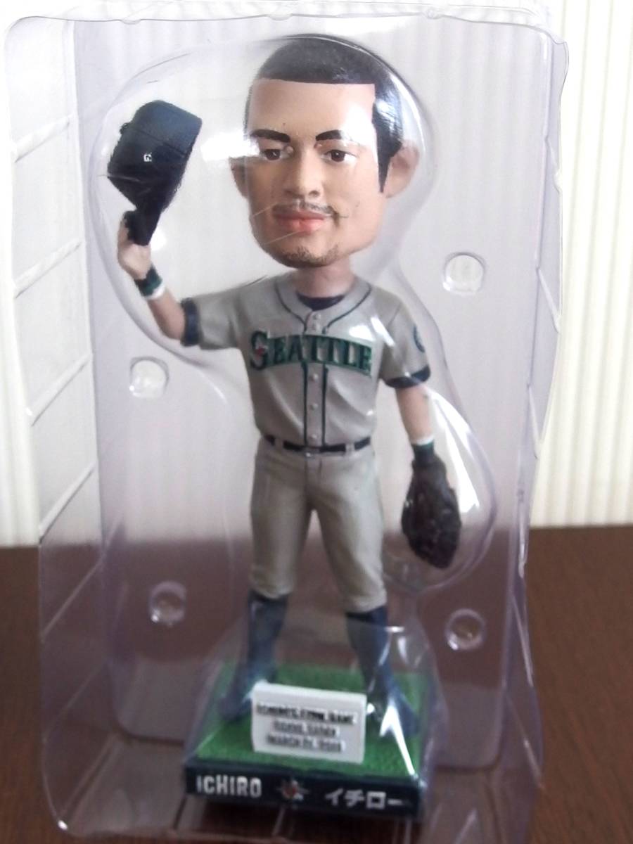 イチロー ボブルヘッド 引退試合記念 球場配布品 首振り人形 非売品