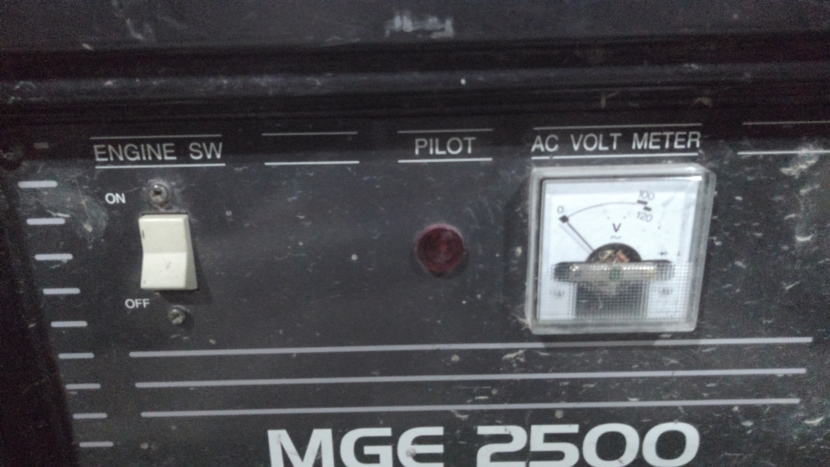 ミツビシ エンジン発電機 実動 中古 MGE2500 H 新ダイワ公式 EG2600-B 