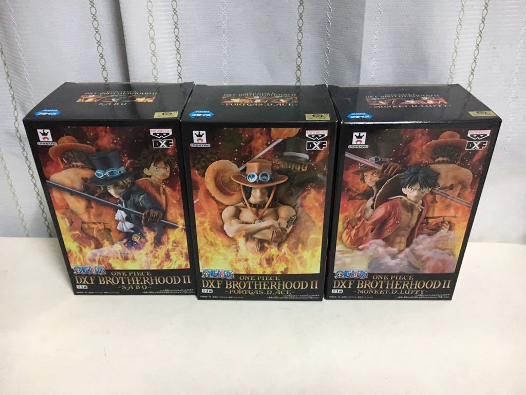 ワンピース フィギュア 三兄弟 9点 プライズ ブラザーフッド Dxf エース ルフィ サボ One Piece 売買されたオークション情報 Yahooの商品情報をアーカイブ公開 オークファン Aucfan Com