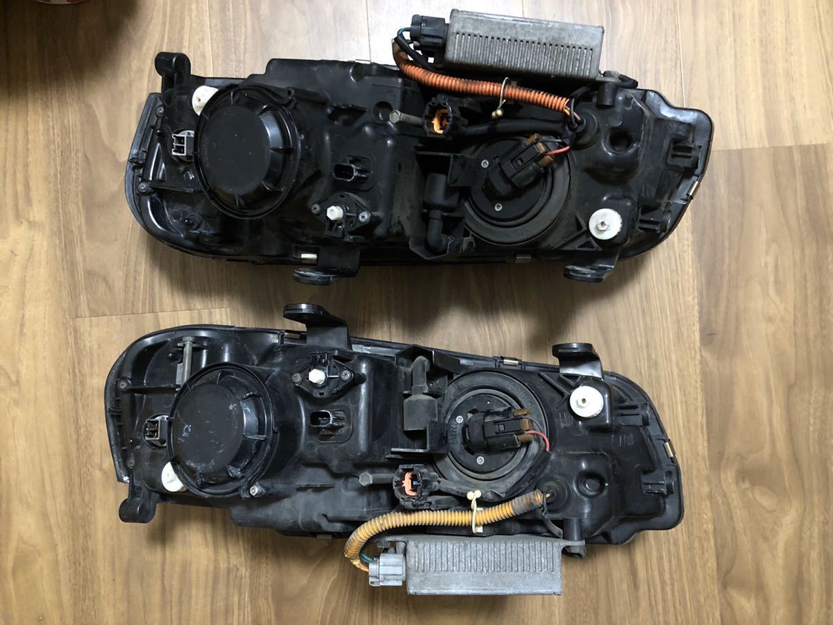 BNR34 日産 純正 スカイライン HID バラスト付 ヘッドライト 左右
