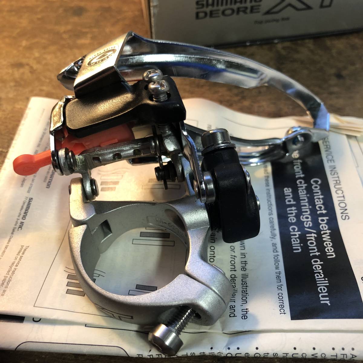 SHIMANO / DEORE XT FD-M750 31.8 NEW OLD STOCK