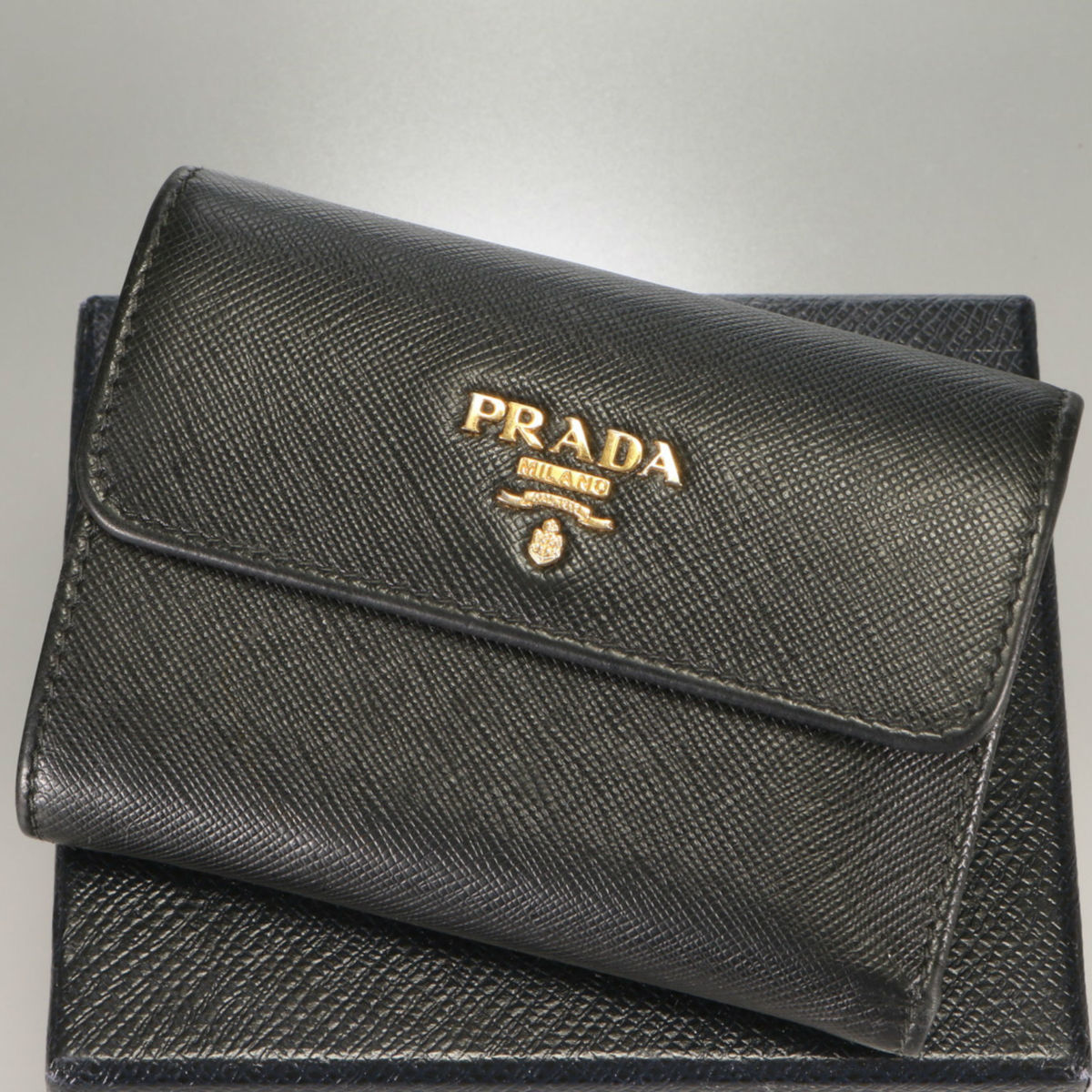 サフィアーノ 安い プラダ 財布ミニ 特別SALE プラダ PRADA SAF