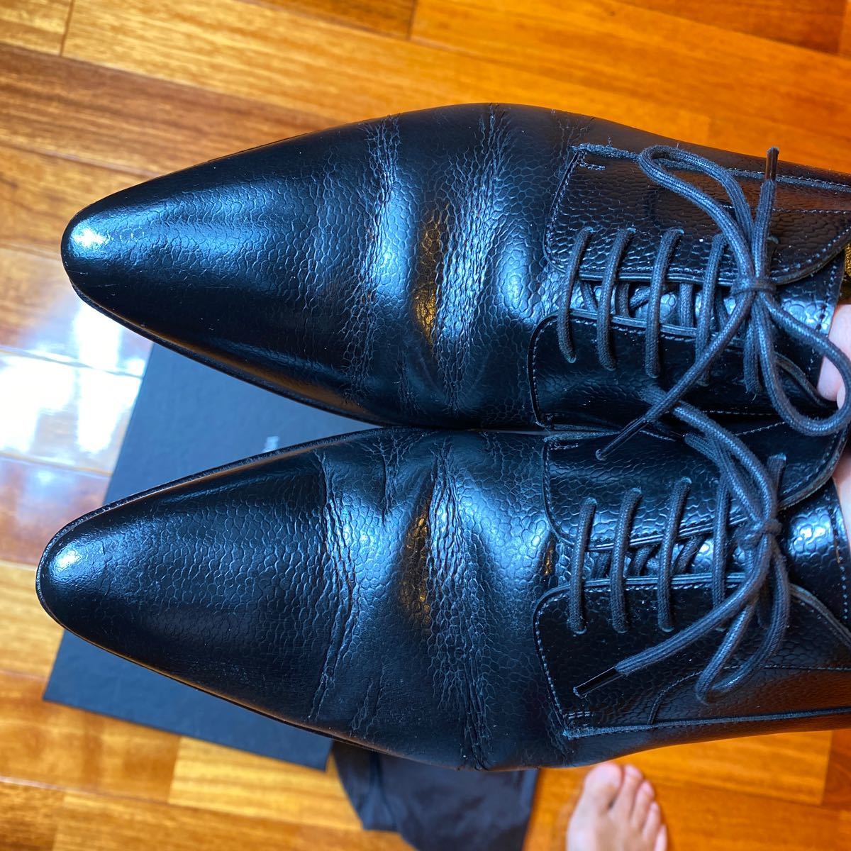 ドルチェ&ガッバーナ　パテントレザードレスシューズ Dolce & Gabbana 彫刻的なパテントレザーのダービーシューズ