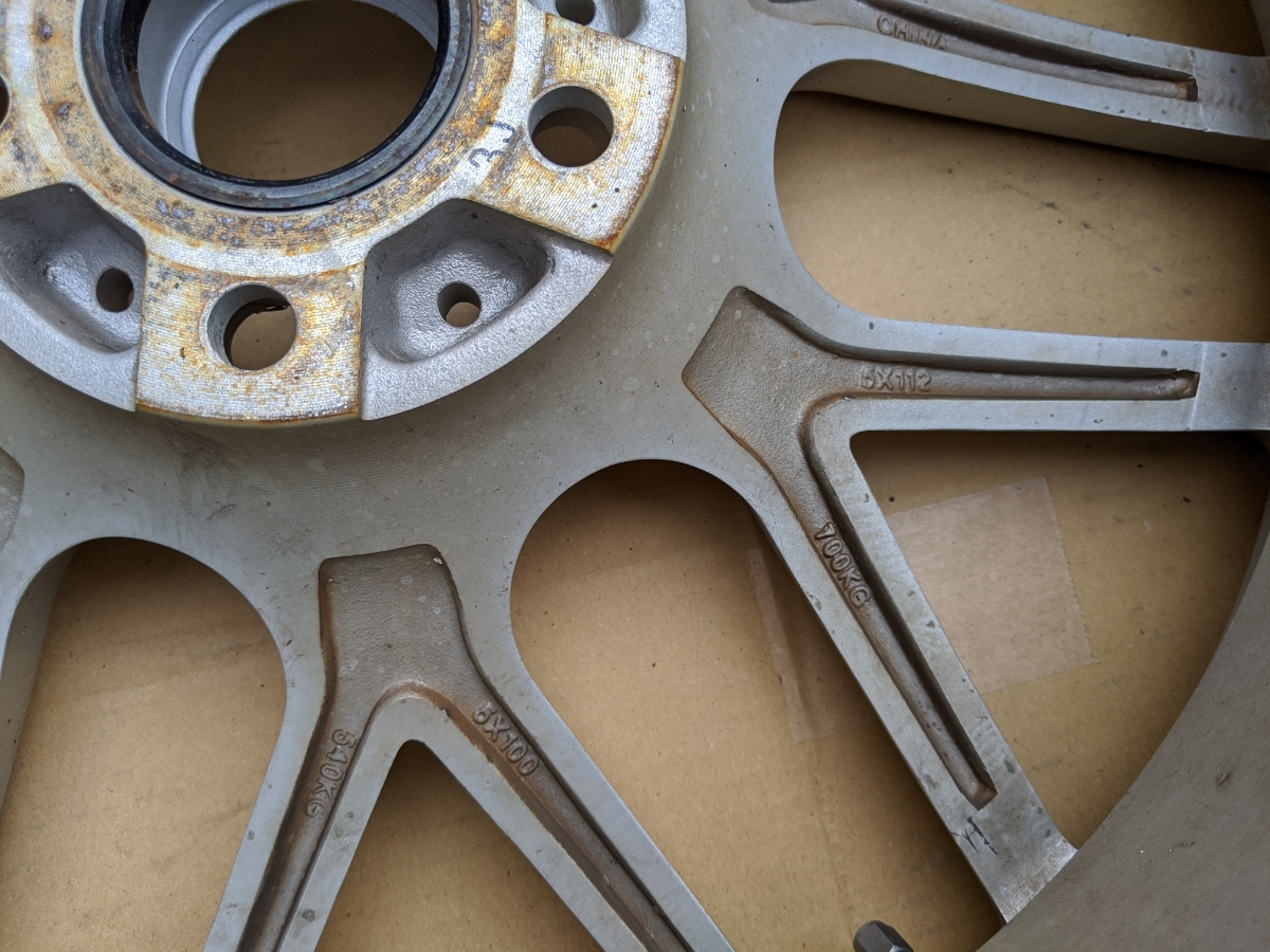 アルミホイール　19 インチ　8.5 　35　 112 　5穴　４本セット_10