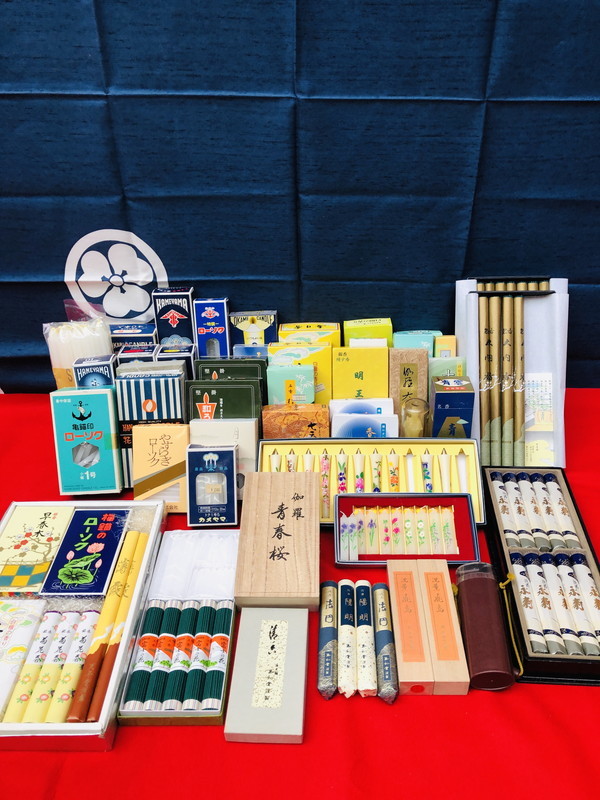 人気セール，HOT S-150 玉初堂 薫明堂 日本香堂他 お線香 ローソク 超大量おまとめ 沈薫 飛鳥 法円 陽明 迦羅など 仏具 仏壇 法事 品有(仏壇、仏具)｜売買されたオークション情報、yahooの商品情報をアーカイブ その他