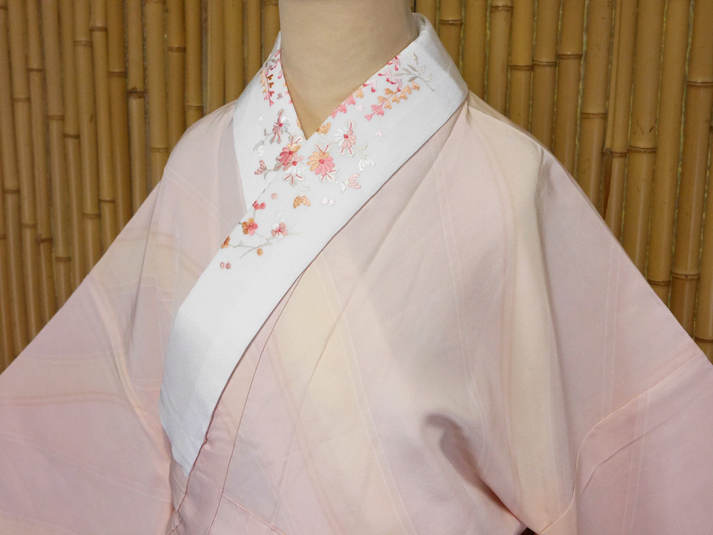 長襦袢 | c80．正絹 流水花模様 振袖用長襦袢 ピンク、白ぼかし 半