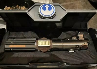 ディズニーパーク限定 ライトセイバー ルーク / レイ ギャラクシーズ