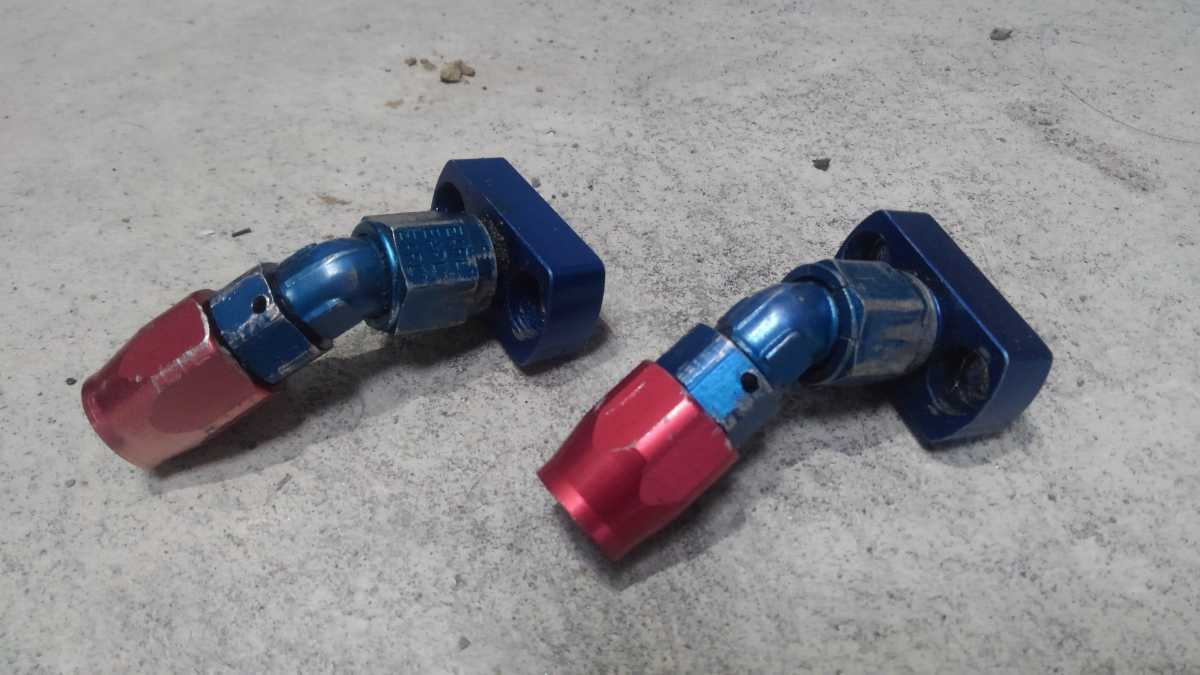 ゼファー400 オイルクーラー 取り出し口
