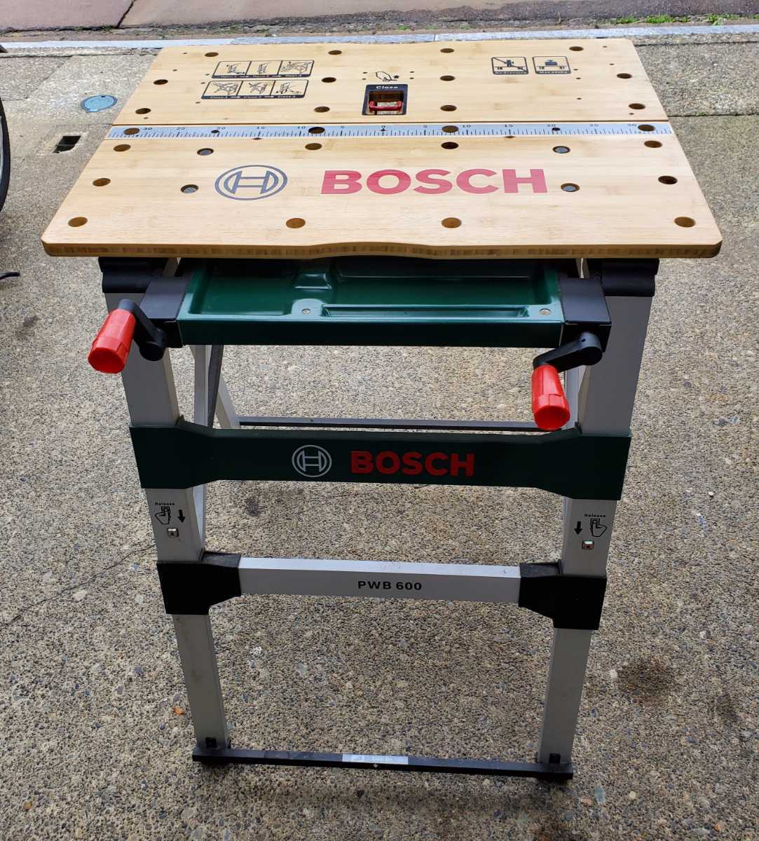 BOSCH(ボッシュ) ワークベンチ PWB600 折りたたみ作業台 - BOSCH 