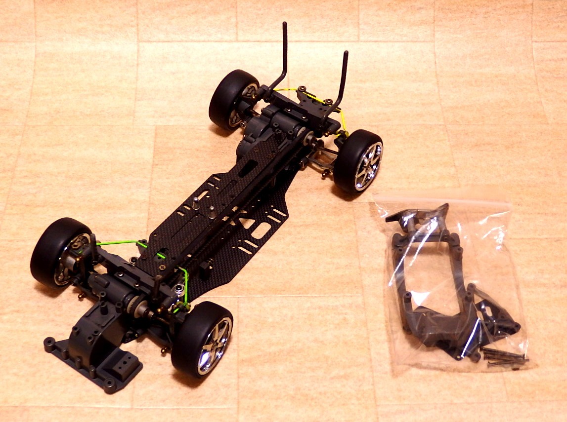 タミヤ TA03 カーボン シャーシ オプションパーツ付 自動車 完成品
