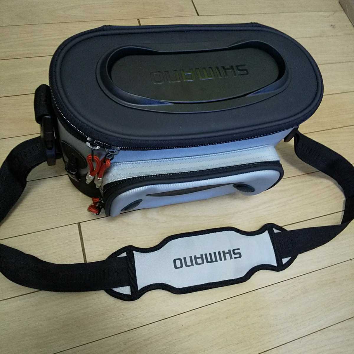 クールリバーEV - SHIMANO渓流用ビク WB-061E メルカリ シマノ Yahoo!オークション SHIMANO 3.5L 渓流クリ (WB-061E)(3.5L) 送料無料 釣りバック 鮎 イワナ 5.0L