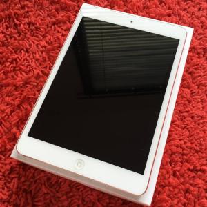 iPad mini 第一世代 16GB Wi-Fiモデル ホワイト ◇◇極美品 iPad mini Wi-Fiモデル 16G 白 White 新品アダプタ&