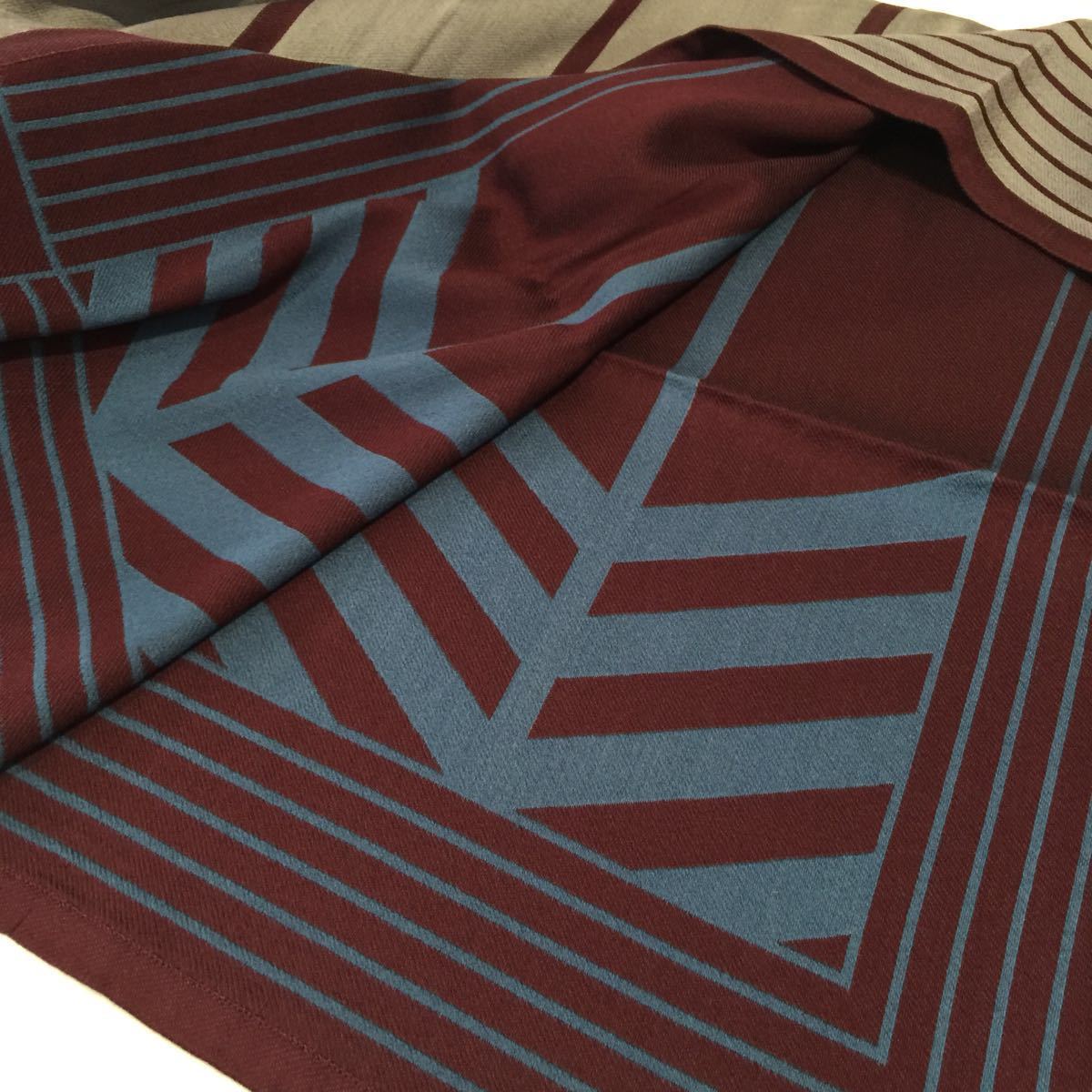 LOUIS VUITTON ストライプブランケット LOUIS VUITTON ストライプ