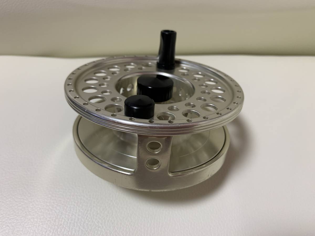 Tibor Riptide フライリール フライリール 売買されたオークション情報 Yahooの商品情報をアーカイブ公開 オークファン Aucfan Com