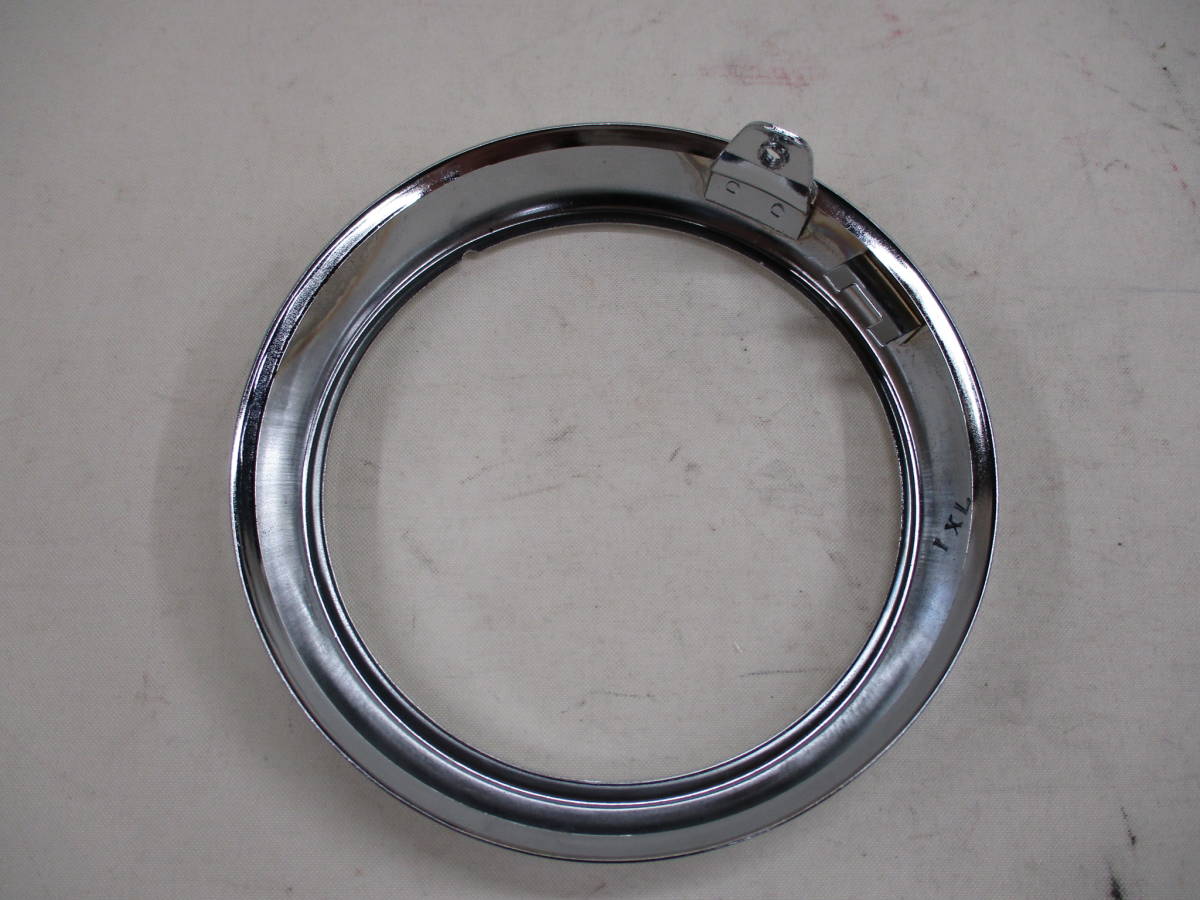 カ19 KAWASAKI カワサキ 純正部品 23006-043 ヘッドライトリム KV75