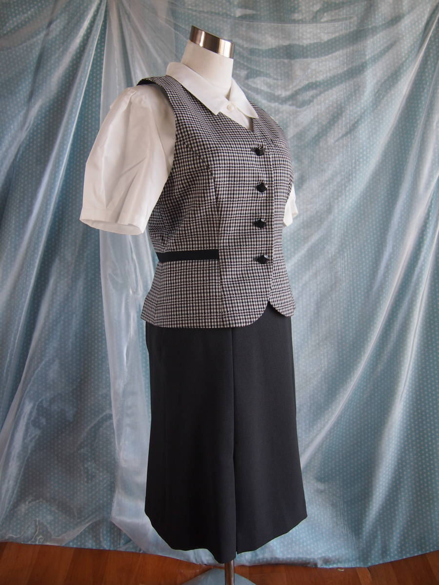  ＯＬ制服 事務服 Folk茶系チェックベスト チャコールグレースカートセット １１号(Mサイズ)｜売買されたオークション情報、yahooの商品情報をアーカイブ公開 - オークファン Mサイズ
