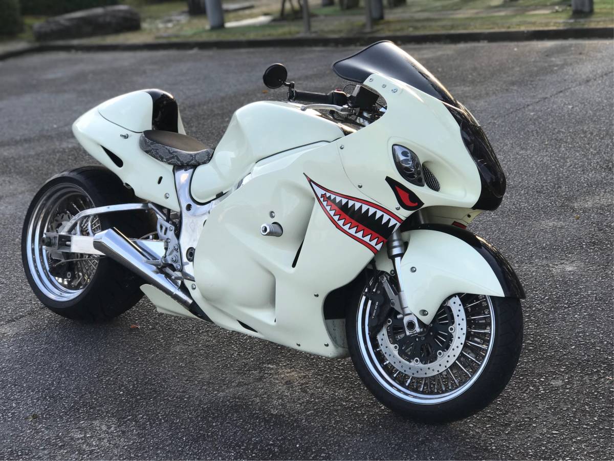 ウォンウォン系ニュースクール系リヤタイヤ300mmフロントリヤ18インチ、ロンスイロンホイカスタム隼GSX1300R_10