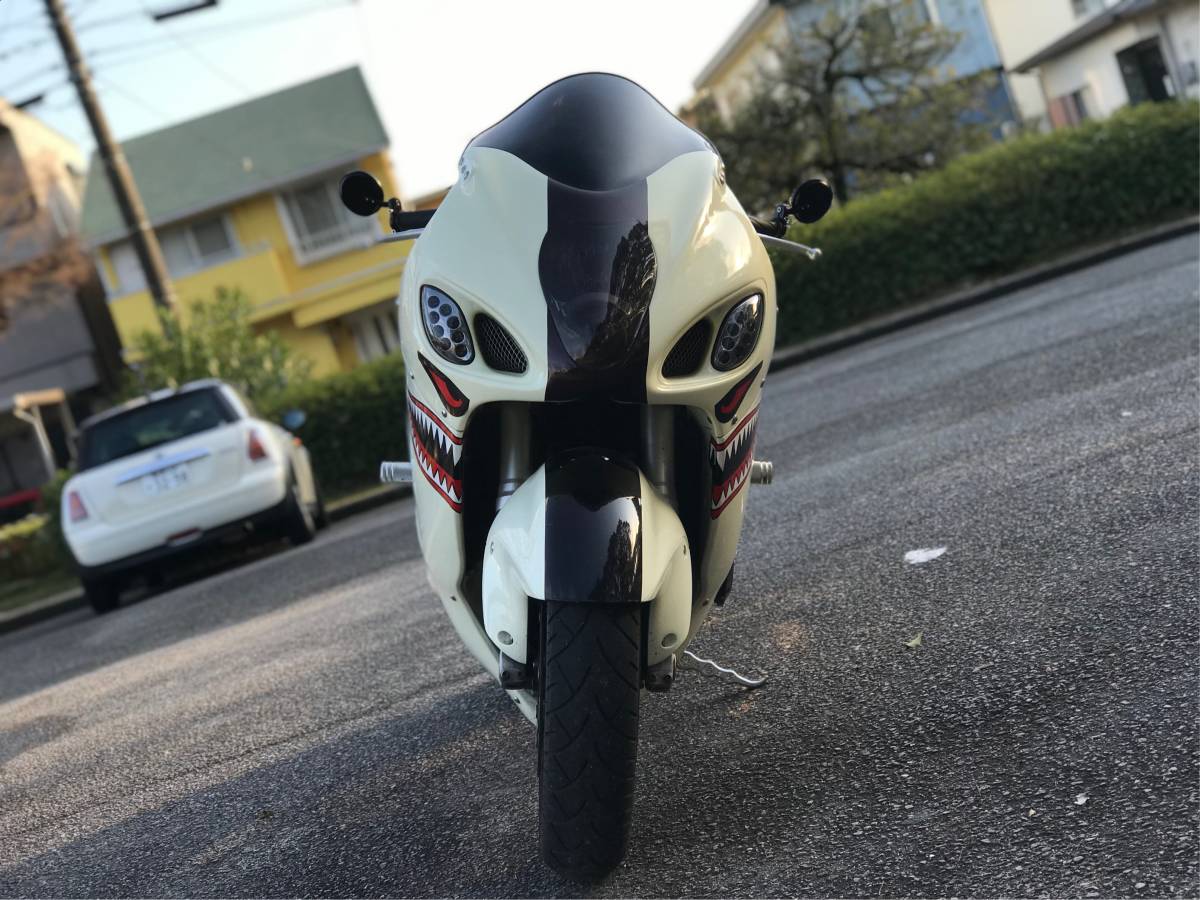 ウォンウォン系ニュースクール系リヤタイヤ300mmフロントリヤ18インチ、ロンスイロンホイカスタム隼GSX1300R_4