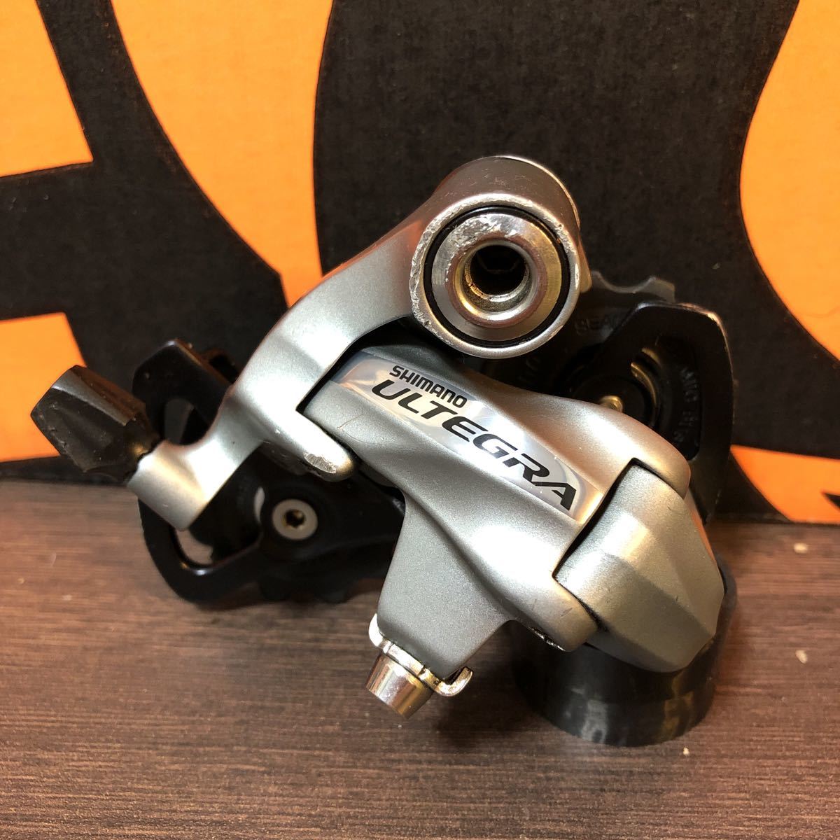 SALE，定番人気 SHIMANO ULTEGRA RD-6700 10速(リアディレイラー)｜売買されたオークション情報、yahooの商品情報をアーカイブ公開 - オークファン リアディレイラー