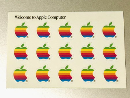 Apple 非売品 ６色リンゴ 旧ロゴマーク ステッカー シール アップルコンピューター Mac用 売買されたオークション情報 Yahooの商品情報をアーカイブ公開 オークファン Aucfan Com