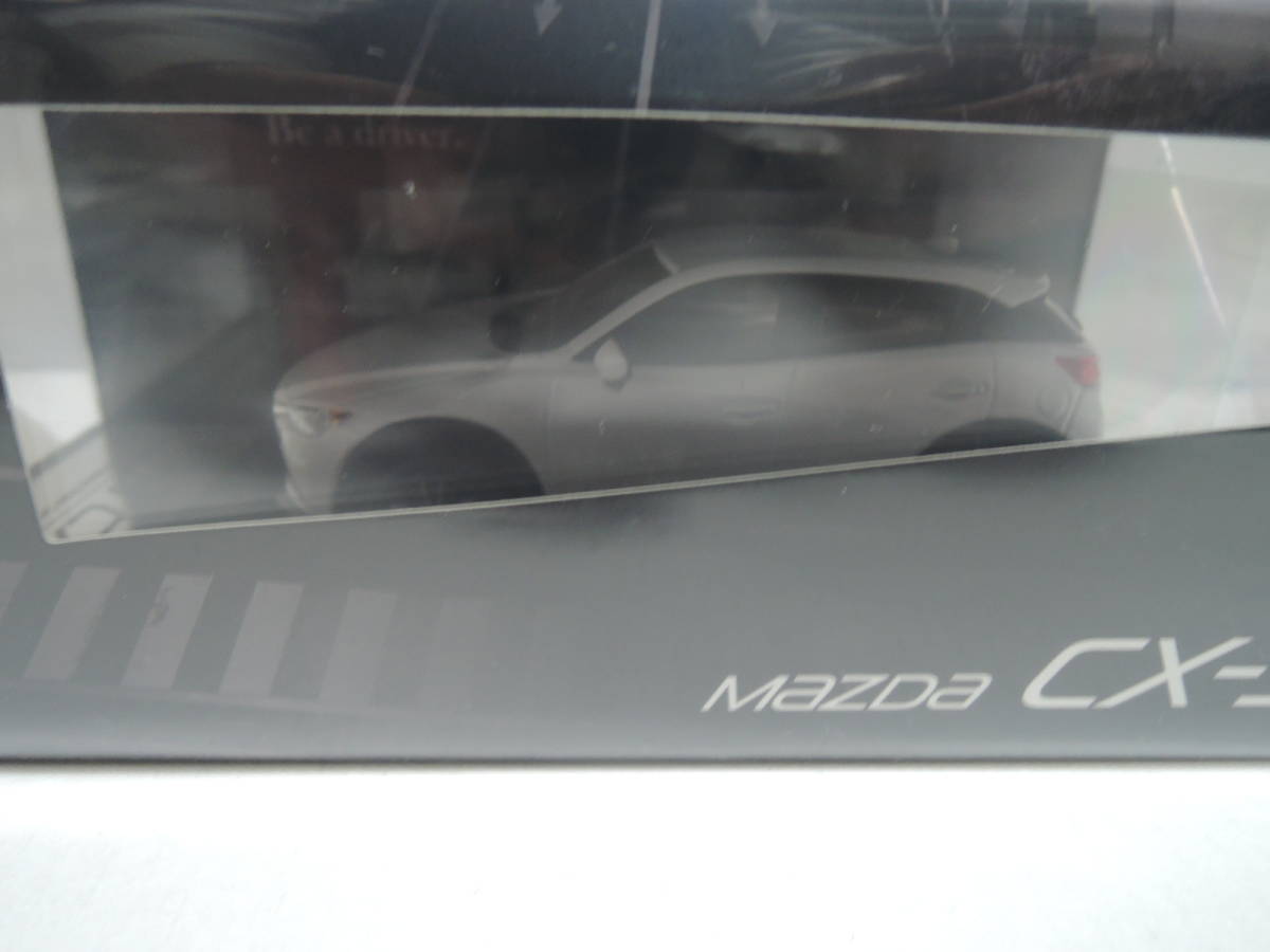 1/43 MAZDA CX-3 クリスタルホワイトパールマイカ ミニカー マツダ CX-3 クリスタルホワイトパールマイカ 1/43 1⁄43
