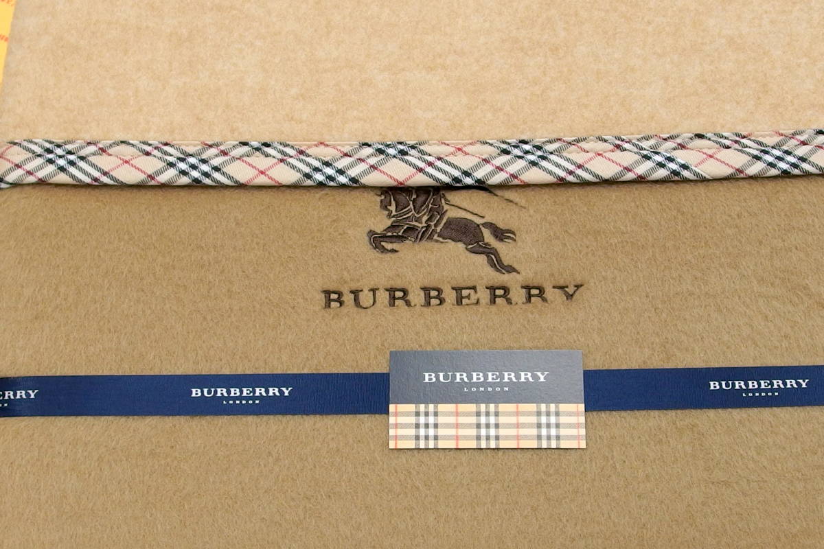 BURBERRY ウール毛布 バーバリー BURBERRY（毛布）のフリマアイテム 