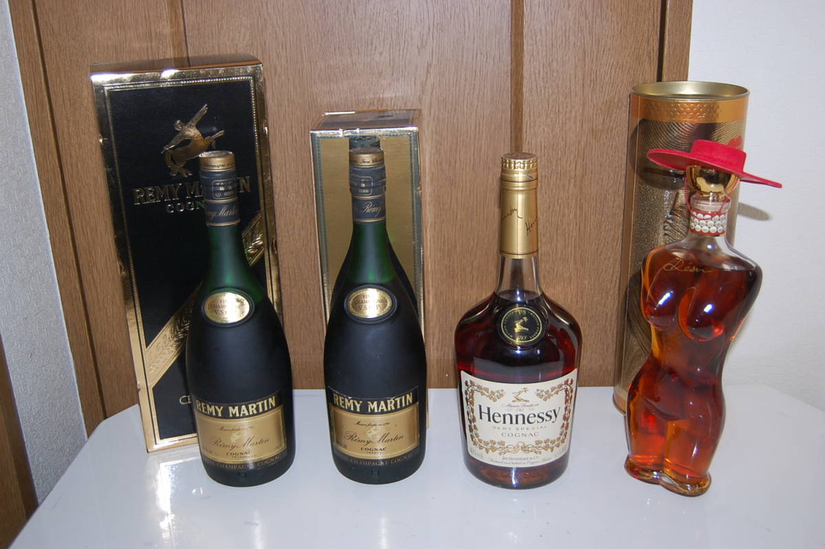 未開栓●ブランデーまとめて4本セット●レミーマルタン REMY MARTIN へネシー Hennessy BLACK DESIR レミーマルタン MARTIN 700ml 4本 ナポレオン SUPERIEUR