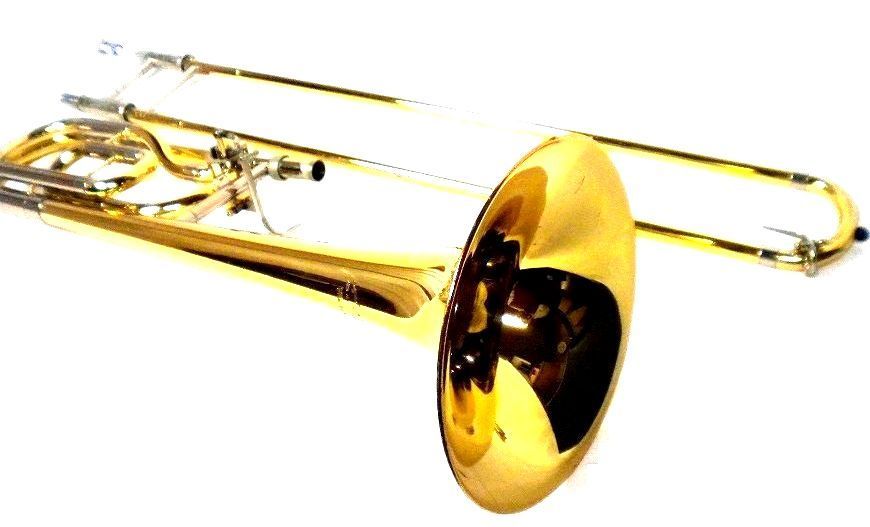 YAMAHAトロンボーンＹＳＬ252 YAMAHA ヤマハ YSL-252 トロンボーン 管楽器 純正ハードケース付き 9827-YN