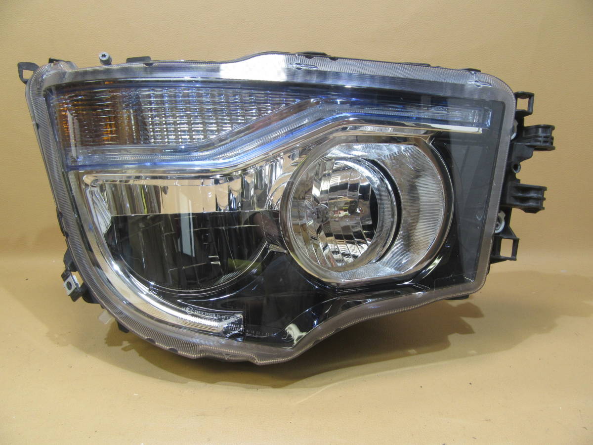 ハルシオン 販売 a2417☆三菱ふそう 現行 スーパーグレート LED 右