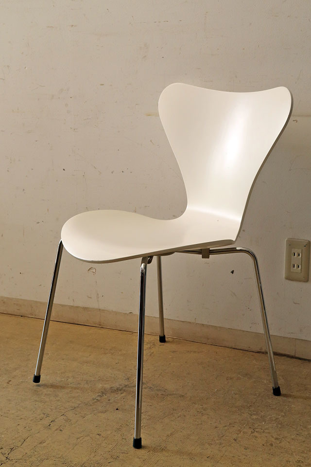 1◇Fritz Hansen フリッツ・ハンセン セブンチェア ラッカーホワイト