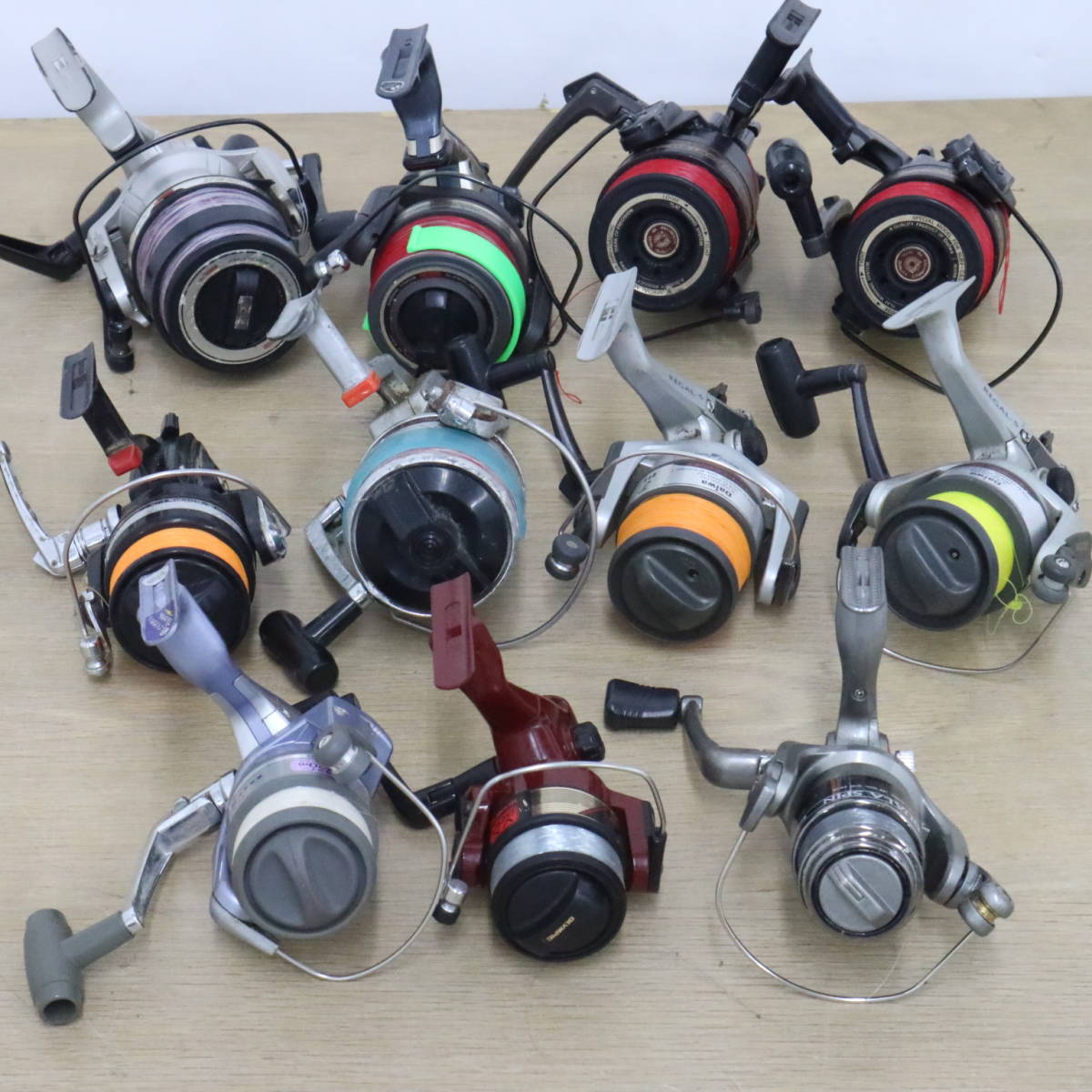 安心の定価販売 】 あ＝く10374a 釣り道具 リール Daiwa シマノ 他