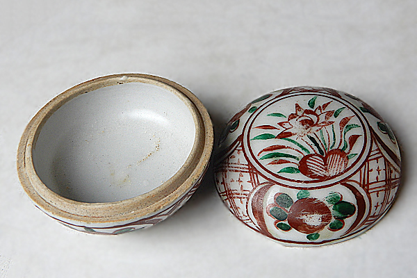 数量限定，高品質 ☆真美☆u876 明時代 呉須赤絵香合 唐物 中国