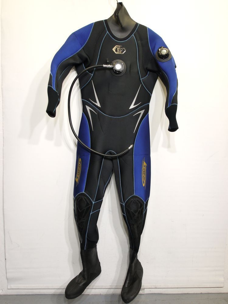 新品，安い TUSA メンズドライスーツ 3.5mm厚 170cm67kg27cm(ドライスーツ)｜売買されたオークション情報、yahooの商品情報をアーカイブ公開 - オークファン ドライスーツ