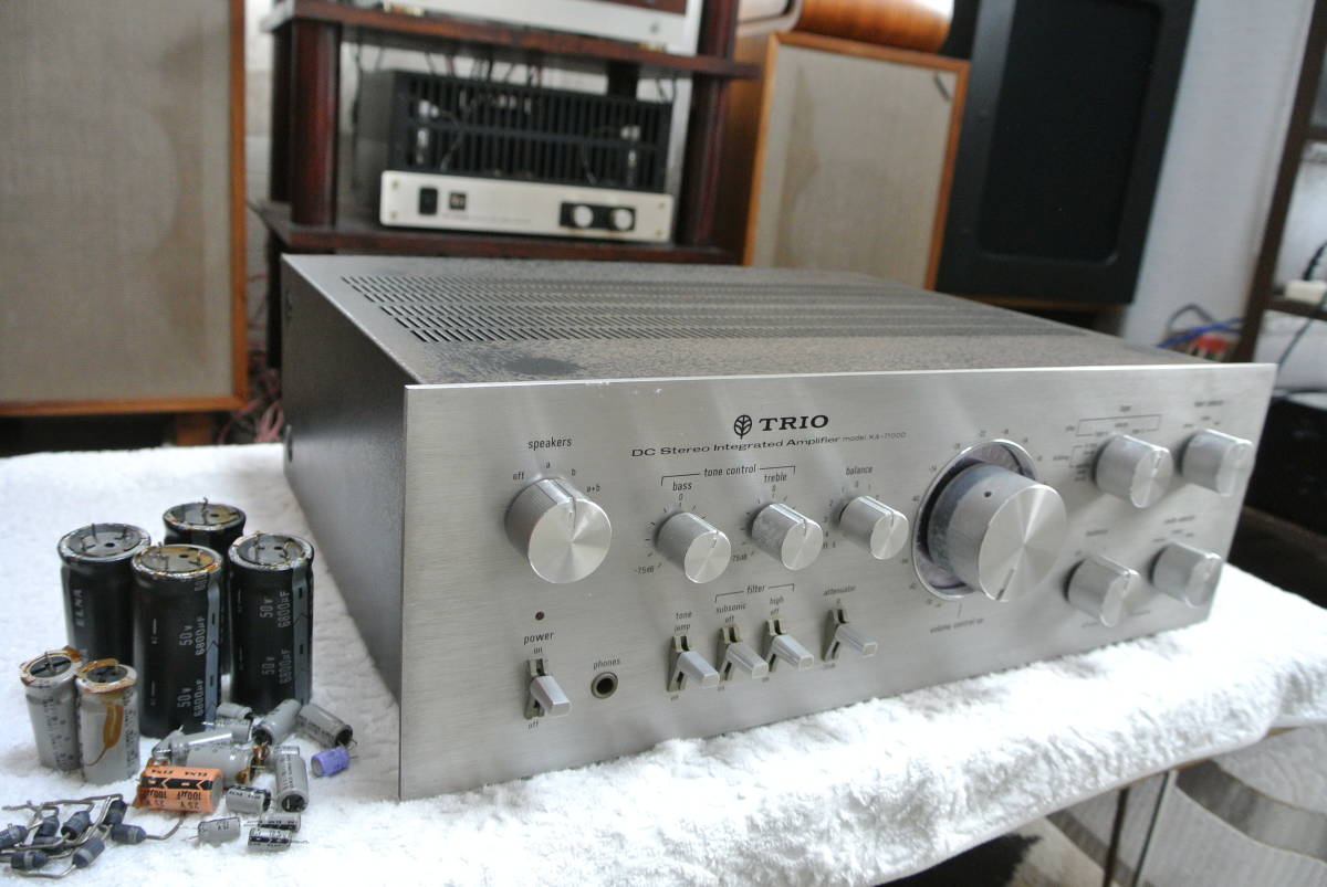TRIO KA-7100D プリメインアンプ 本体 □□【￥56,500・1977年】 TRIO