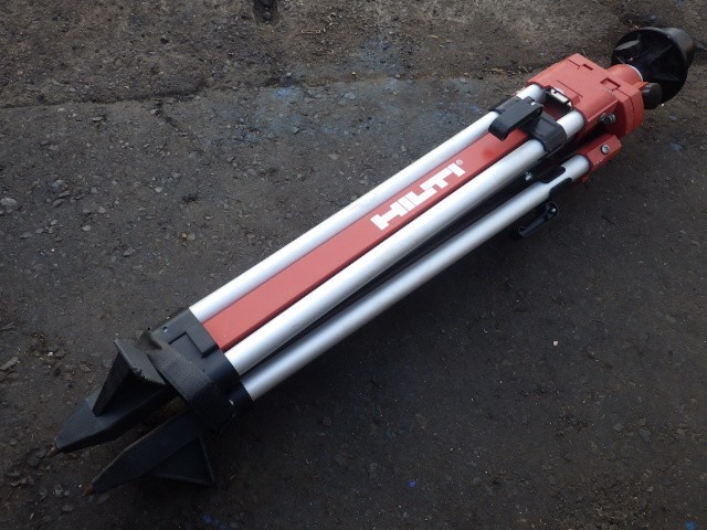 新でん】HILTI エレベーター三脚 PA921 【中古】 PA921 三脚 新でん】HILTI エレベーター三脚 PA921 【中古】 PA921 三脚