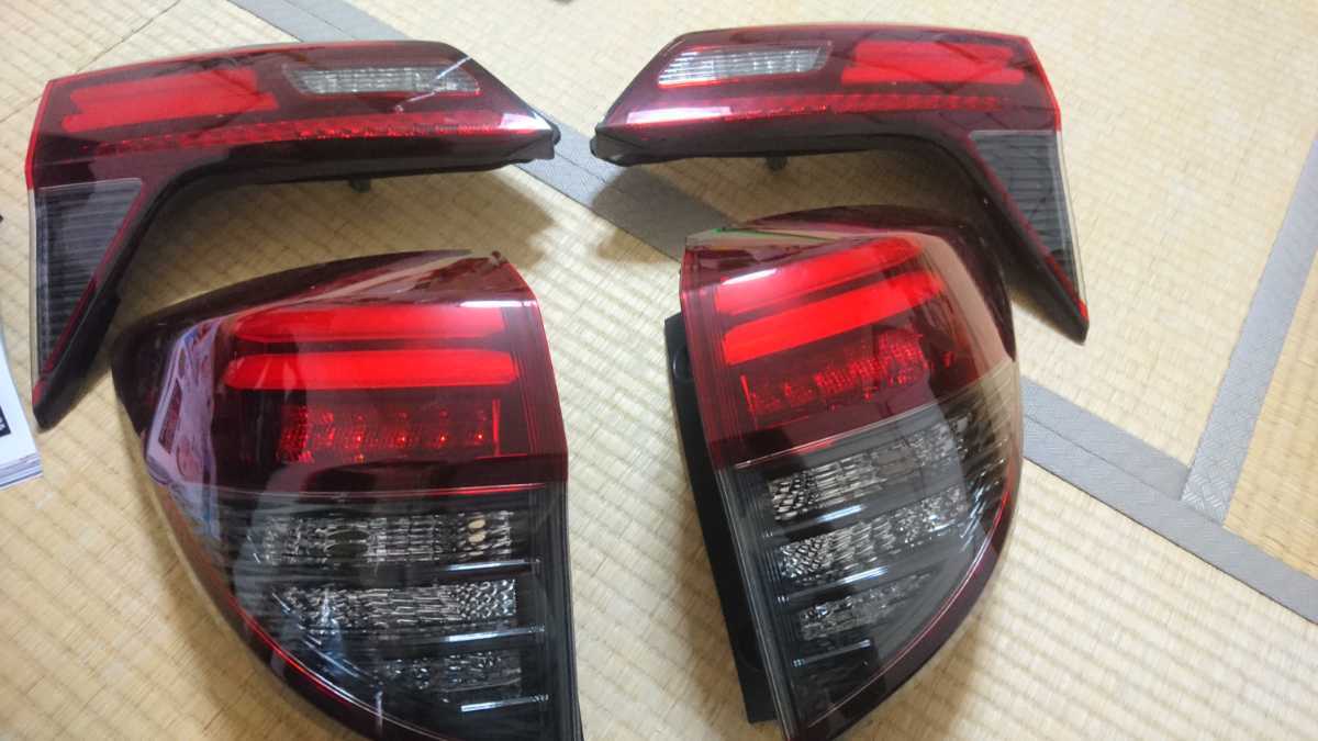 ヴェゼル ホンダ テールランプ 後期 VEZEL RV 純正 テールライト 左 