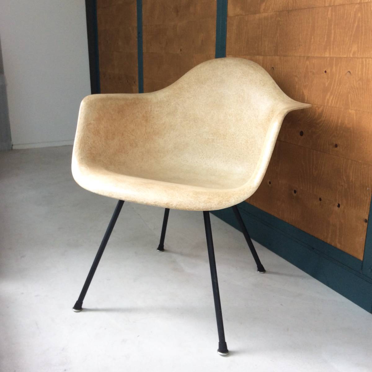 ハーマンミラー イームズ ビンテージ サイドシェル ファイバーグラス
